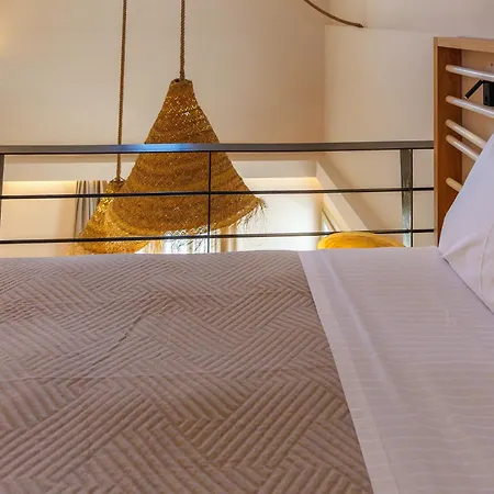 Villa Halo Santorini - Living Experience Karterados (Santorini)