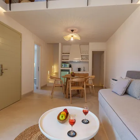 Villa Halo Santorini - Living Experience Karterados (Santorini)