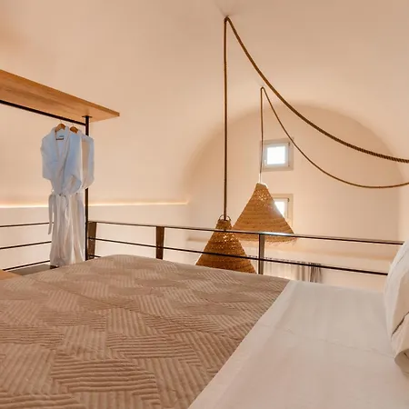 Halo Santorini - Living Experience *